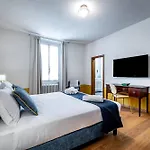Apartment Yd Leone X Luxury 4 Bedroom