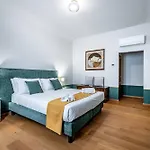 Apartment Yd Leone X Luxury 4 Bedroom *