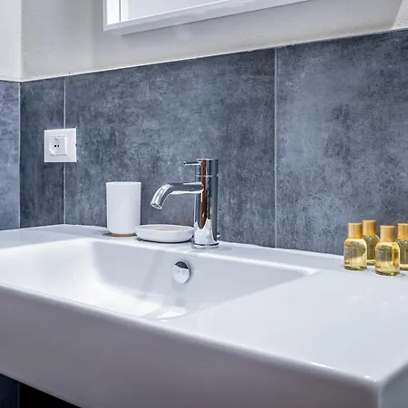 Yd Leone X Luxury 4 Bedroom Apartamento *