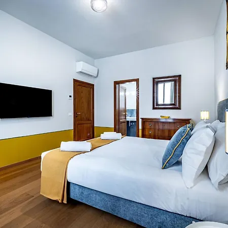 Apartament Yd Leone X Luxury 4 Bedroom Florencja