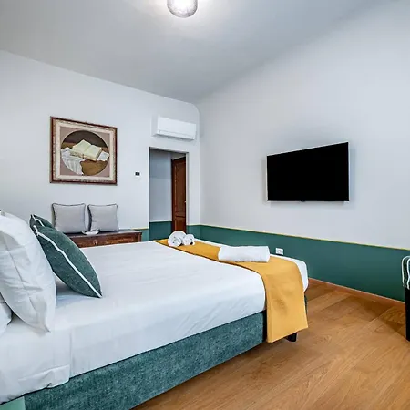 Apartament Yd Leone X Luxury 4 Bedroom Florencja