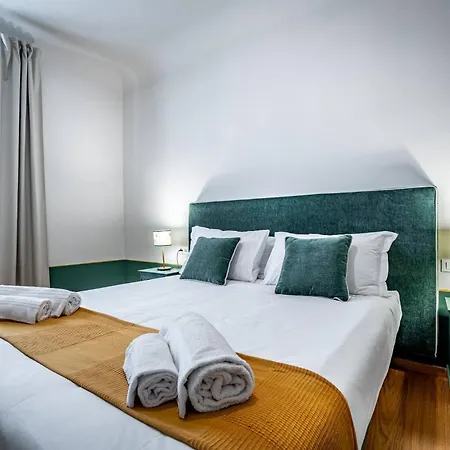 Yd Leone X Luxury 4 Bedroom Apartament
