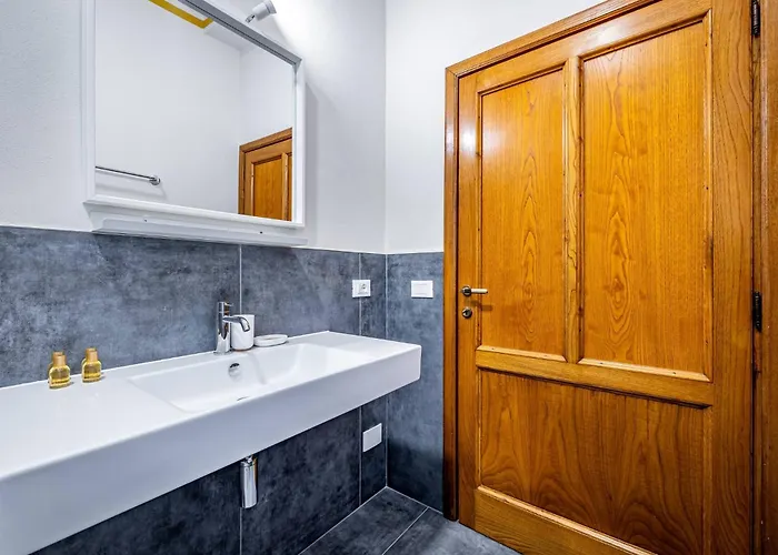 Apartament Yd Leone X Luxury 4 Bedroom Florencja